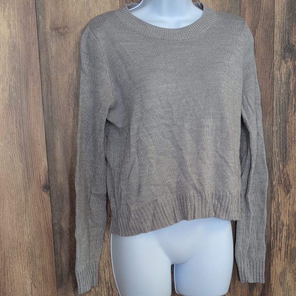 H&M Divided Crew Neck Crop Sweater S D452